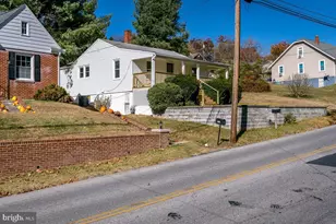 106 Grubert Ave, Staunton, VA 24401 - Photo 21
