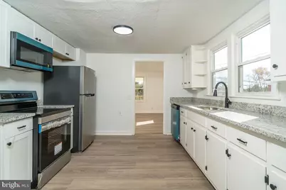 106 Grubert Avenue, Staunton, VA 24401 - Photo 3