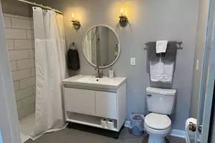 23 E Beverley St, Staunton, VA 24401 - Photo 7