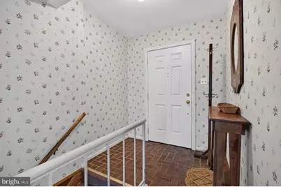 1395 Pleasant View Street, Staunton, VA 24401 - Photo 5