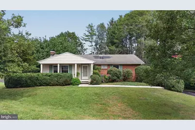 1395 Pleasant View Street, Staunton, VA 24401 - Photo 1