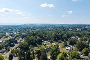 715 Hillcrest Dr, Staunton, VA 24401 - Photo 97