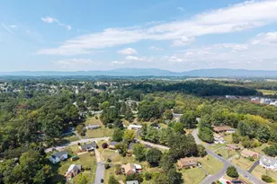 715 Hillcrest Dr, Staunton, VA 24401 - Photo 105