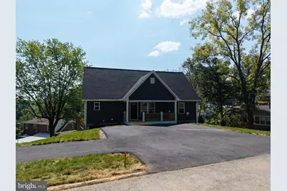 715 Hillcrest Drive, Staunton, VA 24401 - Photo 3
