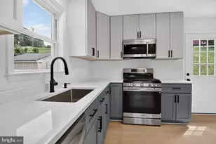 101 Vickers Way, Staunton, VA 24401 - Photo 5