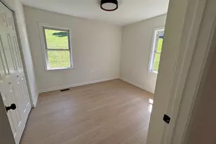 101 Vickers Way, Staunton, VA 24401 - Photo 5