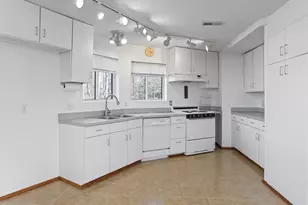 308 Brush Leaf Ln, Mount Jackson, VA 22842 - Photo 15