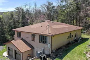 1639 Sugar Hill Rd, Maurertown, VA 22644 - Photo 5