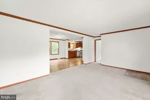 4767 S Ox Rd, Edinburg, VA 22824 - Photo 5