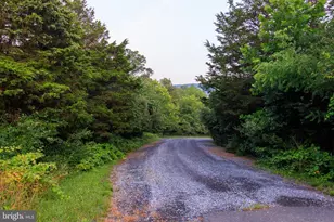 30 Waverly Dr, Strasburg, VA 22657 - Photo 5