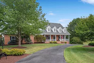 256 Cliffside Dr, Edinburg, VA 22824 - Photo 3