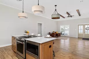 176 S Virginia St, Strasburg, VA 22641 - Photo 7