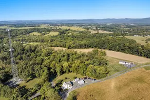 758 Honeysuckle Ave, Woodstock, VA 22664 - Photo 23
