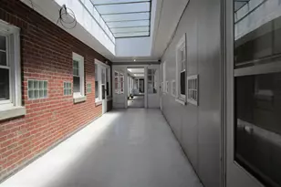 385 E King St, Strasburg, VA 22657 - Photo 3