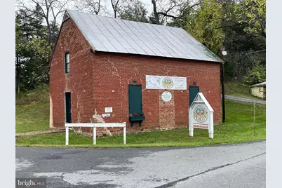 100 Wolfs Lane, Fort Valley, VA 22652 - Photo 23