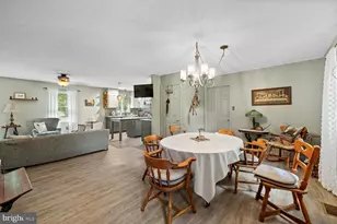 2891 Saumsville Rd, Maurertown, VA 22644 - Photo 21