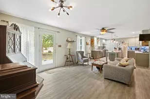 2891 Saumsville Rd, Maurertown, VA 22644 - Photo 15