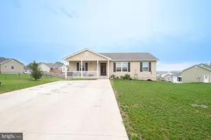 21 Lilleigh Ct, Maurertown, VA 22644 - Photo 1