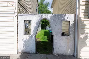 9459 S Congress St, New Market, VA 22844 - Photo 7