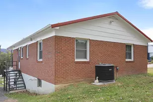 412 Massanutten Heights, Woodstock, VA 22664 - Photo 23