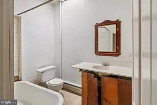 208 Piccadilly St, Edinburg, VA 22824 - Photo 75