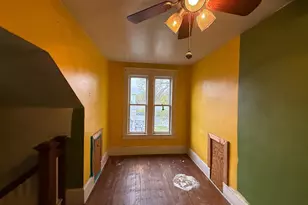 110 N Main St, Edinburg, VA 22824 - Photo 21