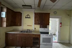 110 N Main St, Edinburg, VA 22824 - Photo 7