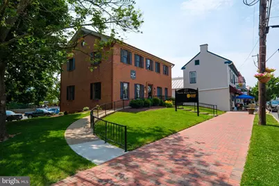 122 North Main Street #301, Woodstock, VA 22664 - Photo 1