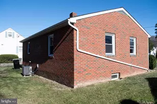 219 Virginia St, Strasburg, VA 22657 - Photo 29