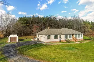 948 Battlefield Bluff Dr, New Market, VA 22844 - Photo 5