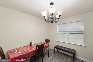 447 E Queen St, Strasburg, VA 22657 - Photo 5