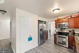 447 E Queen St, Strasburg, VA 22657 - Photo 3