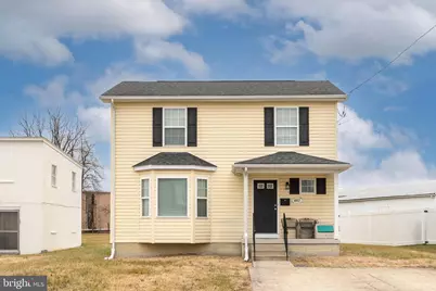 447 E Queen Street, Strasburg, VA 22657 - Photo 1