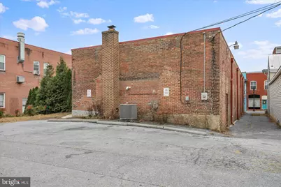 145 E King Street, Strasburg, VA 22657 - Photo 17