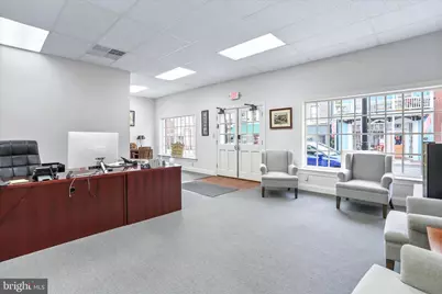 145 E King Street, Strasburg, VA 22657 - Photo 9