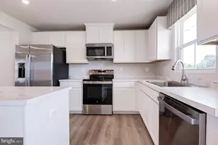 110 Sophie St, Strasburg, VA 22657 - Photo 7