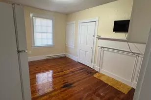 201 Capon St, Strasburg, VA 22657 - Photo 5