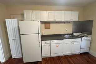 201 Capon St, Strasburg, VA 22657 - Photo 7