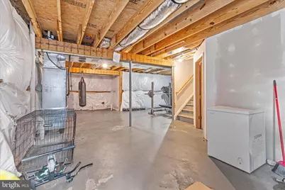 174 Charles N, Strasburg, VA 22657 - Photo 27