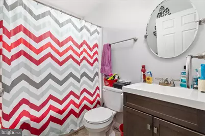 174 Charles N, Strasburg, VA 22657 - Photo 9