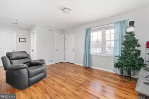 174 Charles N, Strasburg, VA 22657 - Photo 5