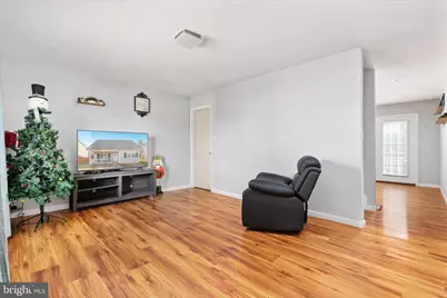 174 Charles N, Strasburg, VA 22657 - Photo 3