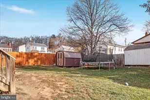 174 Charles N, Strasburg, VA 22657 - Photo 33