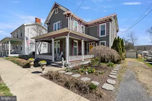 207 S Muhlenberg St, Woodstock, VA 22664 - Photo 1