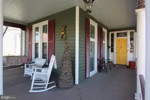 207 S Muhlenberg St, Woodstock, VA 22664 - Photo 5