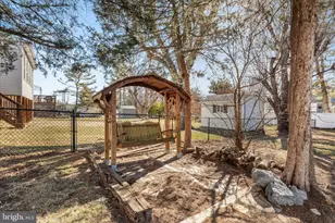 445 Ash St, Strasburg, VA 22657 - Photo 35