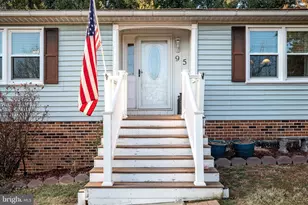 95 Cecelia St, Toms Brook, VA 22660 - Photo 5