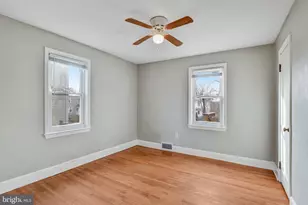 517 W King St, Strasburg, VA 22657 - Photo 11