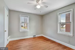 517 W King St, Strasburg, VA 22657 - Photo 13