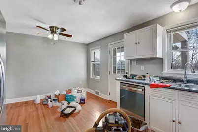 517 W King Street, Strasburg, VA 22657 - Photo 9